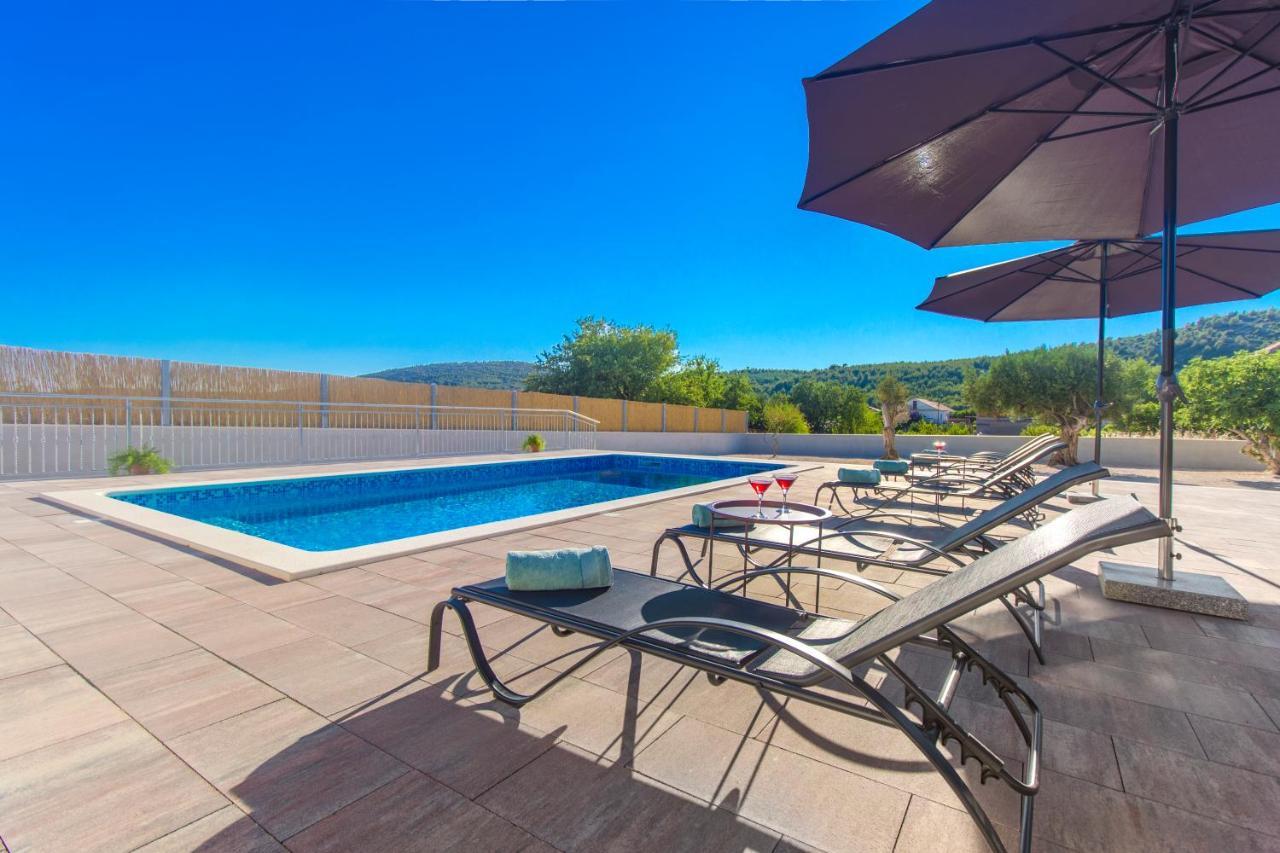 Villa Antonia With Heated Pool Dograde 외부 사진