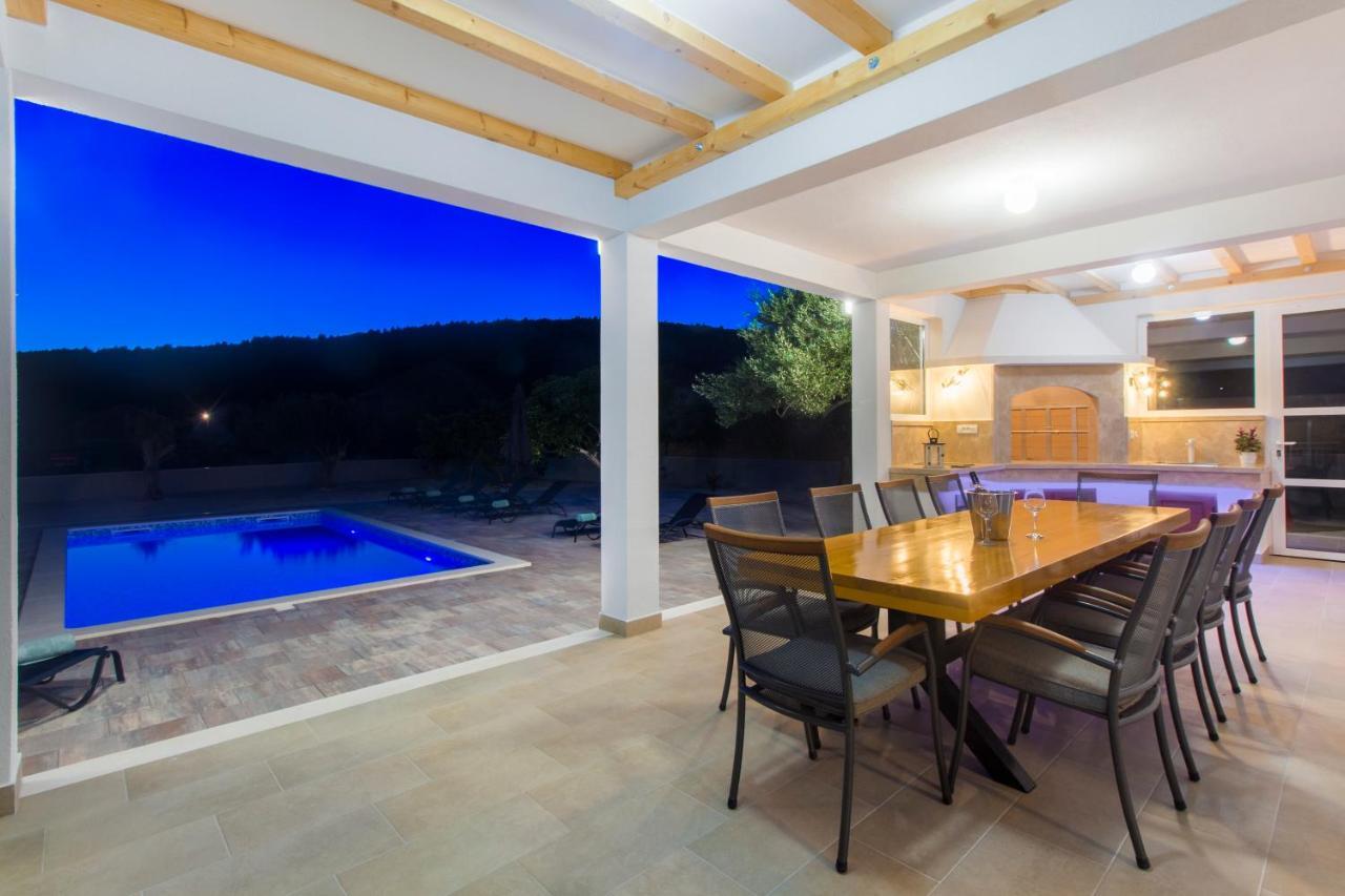 Villa Antonia With Heated Pool Dograde 외부 사진